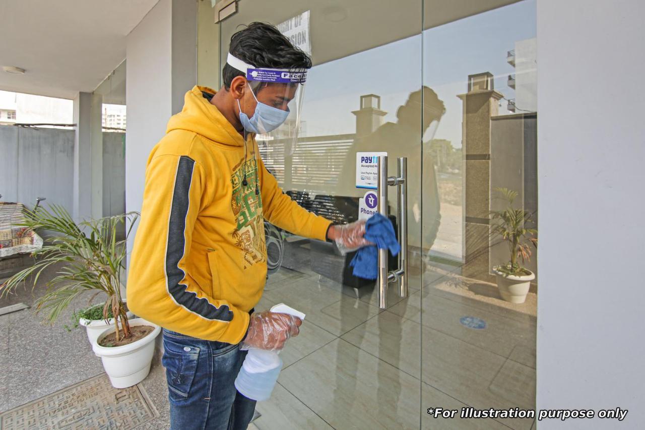 Oyo Flagship 13885 Metro Residency 3* Bombaj